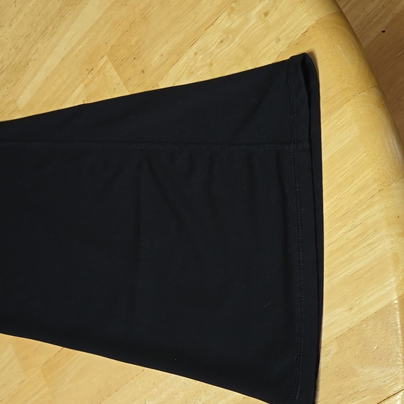 Gaiam Yoga Pants - Picture 2 of 4